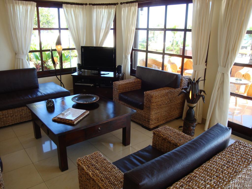 Villa Pelangi Bali Seririt  Habitación foto